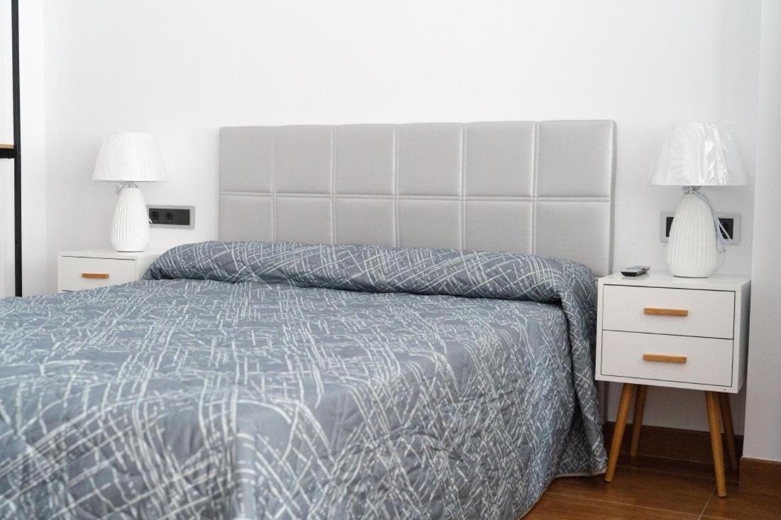 Ornis Apartments Poble Sant Carlos de la Ràpita Екстериор снимка